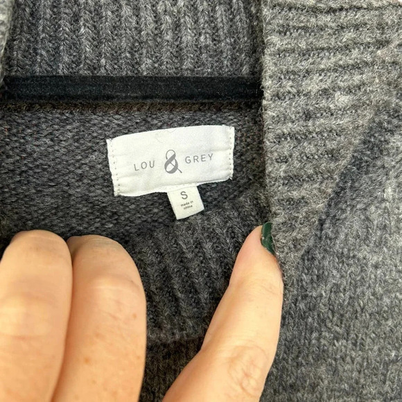 Lou & Grey LOFT Women's Party Animal Sweater Size Small - Picture 5 of 8